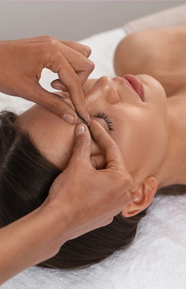 Massage Kobido et acupuncture esthétique